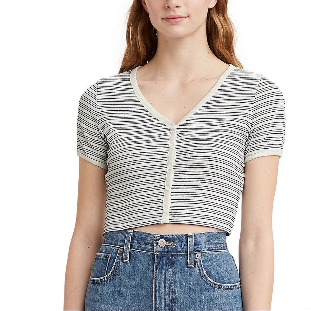 NWT Levi’s Gema T-Shirt